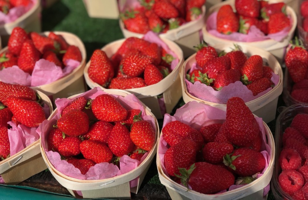 strawberries Paris