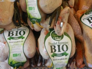 bio chicken Paris market
