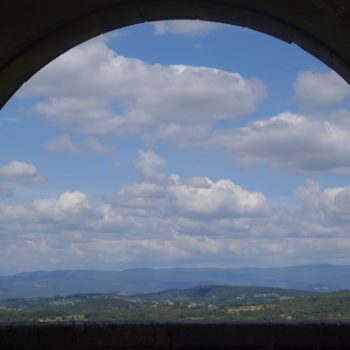 arched view from Menerbes